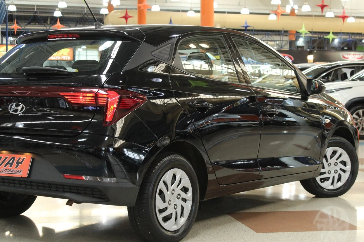 HYUNDAI HB20