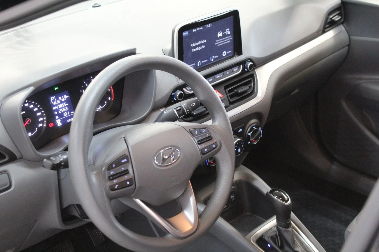 HYUNDAI HB20S