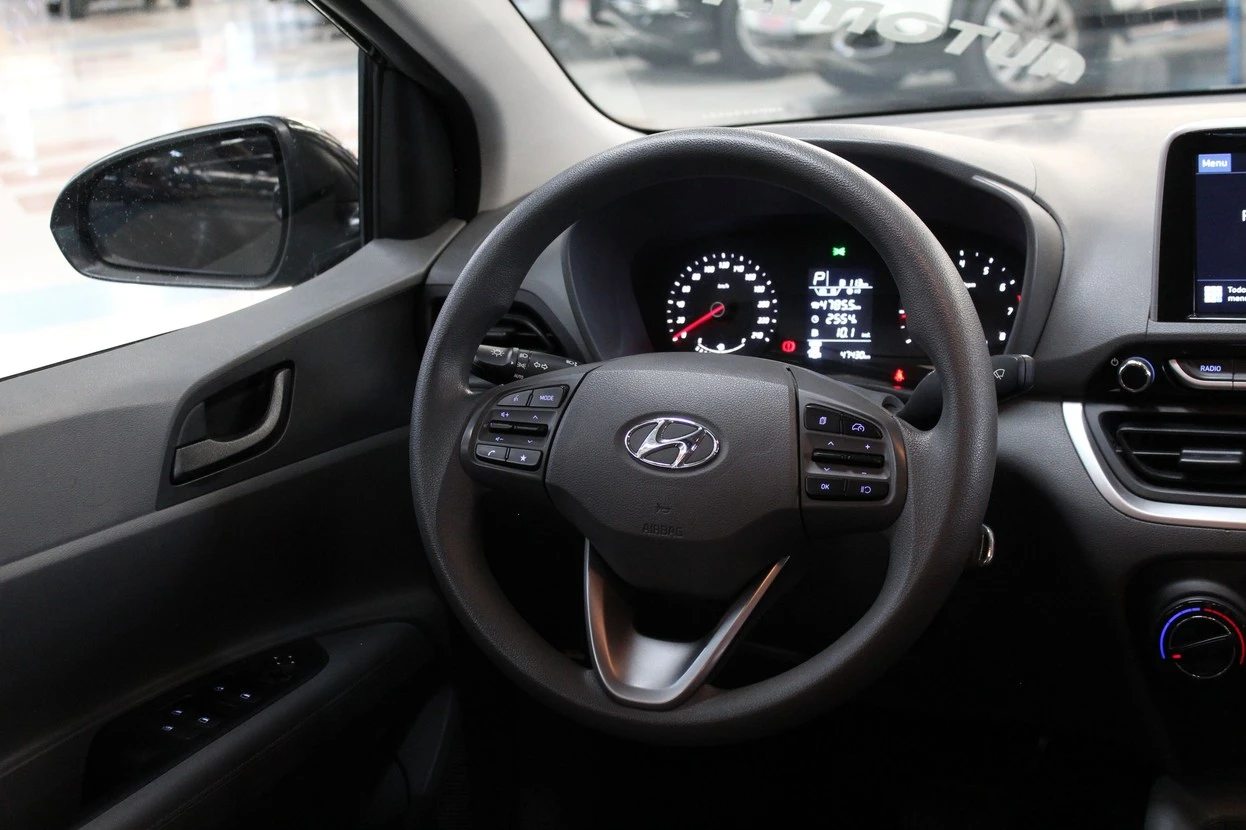HYUNDAI HB20S