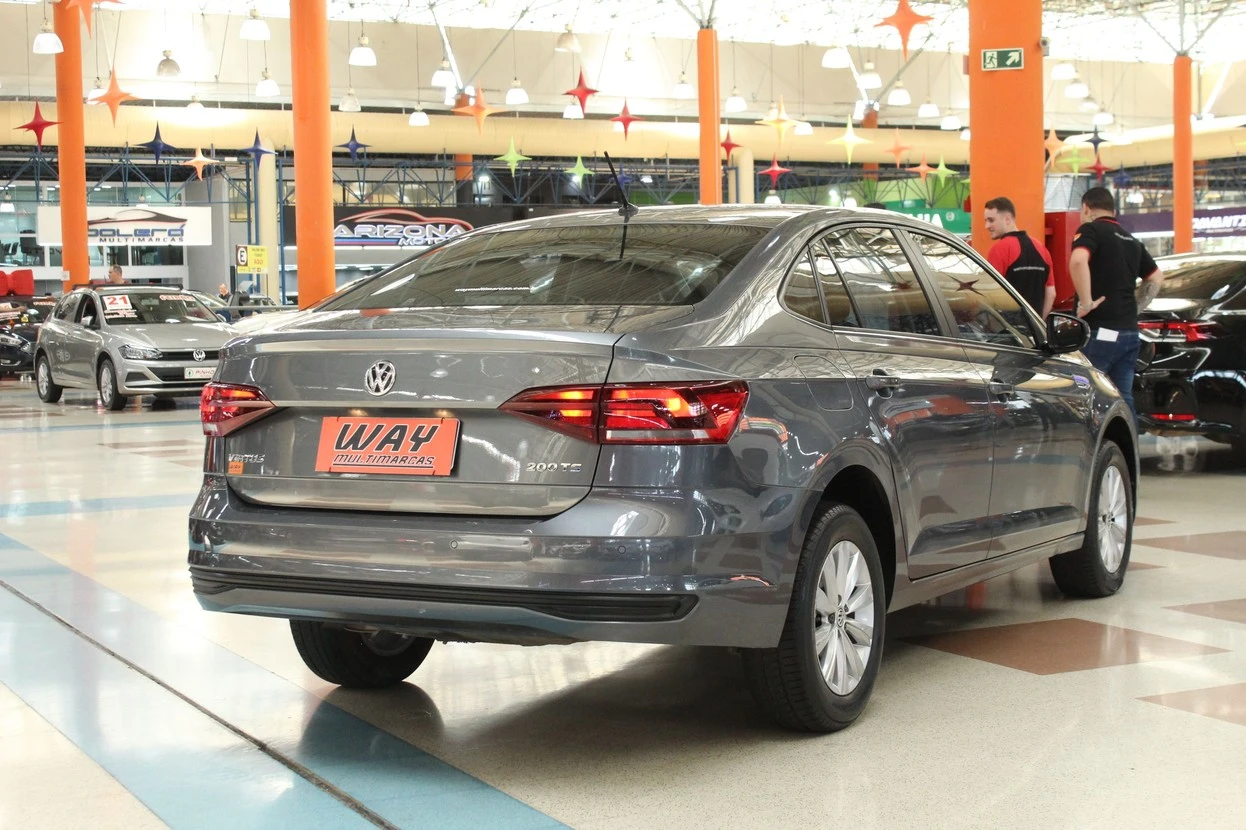 VOLKSWAGEN VIRTUS