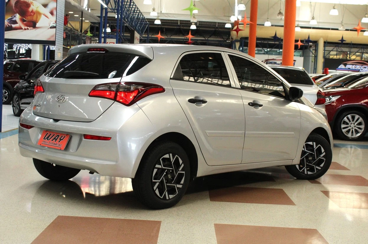 HYUNDAI HB20