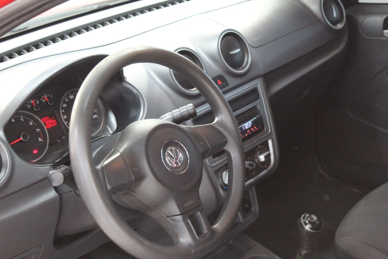 VOLKSWAGEN SAVEIRO