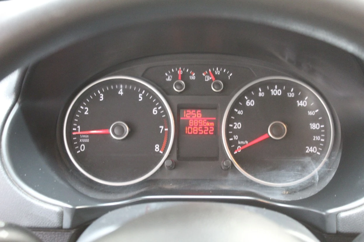 VOLKSWAGEN SAVEIRO