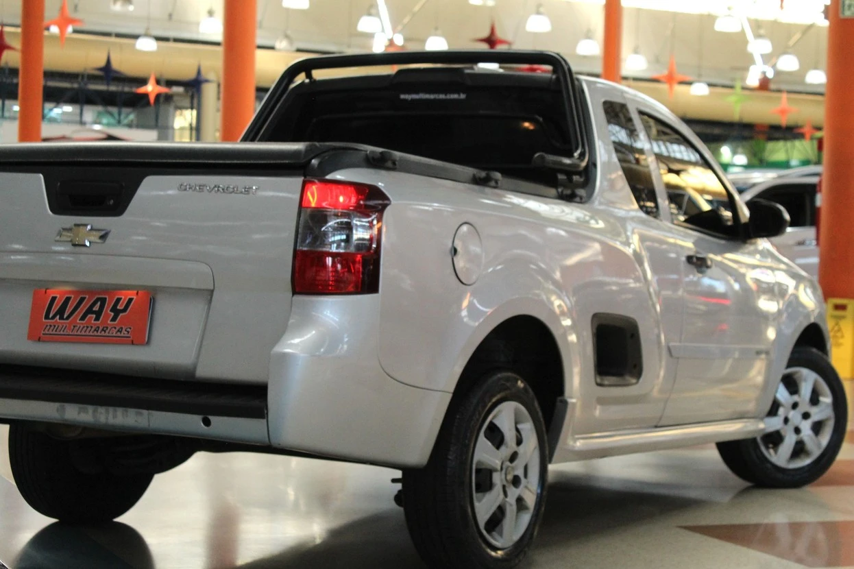 CHEVROLET MONTANA