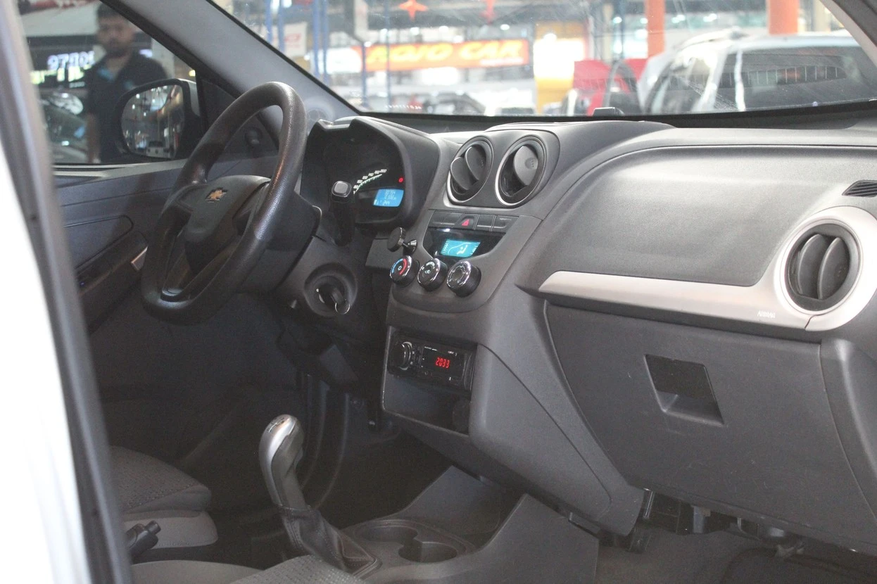 CHEVROLET MONTANA