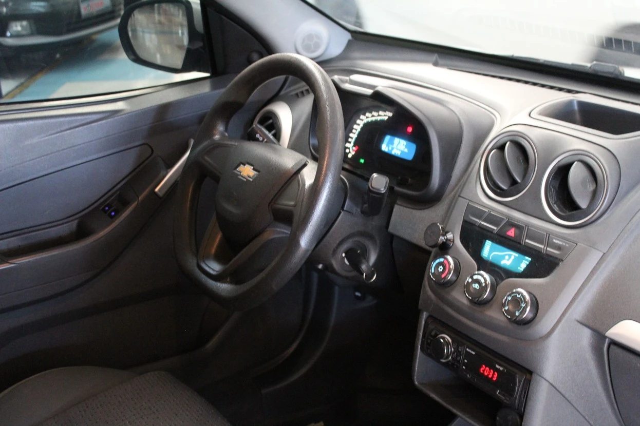 CHEVROLET MONTANA