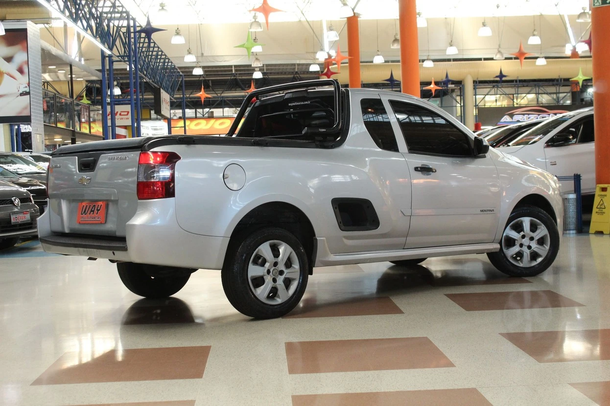 CHEVROLET MONTANA