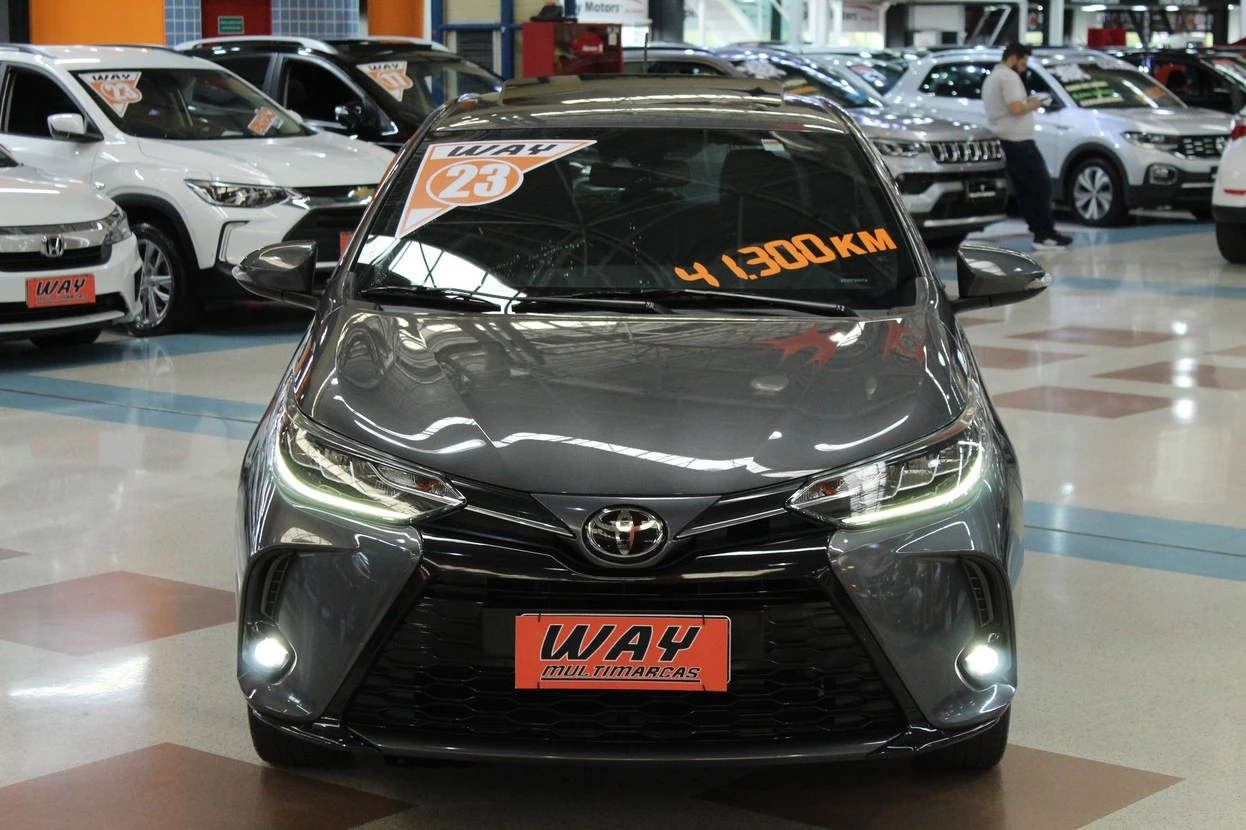 TOYOTA YARIS