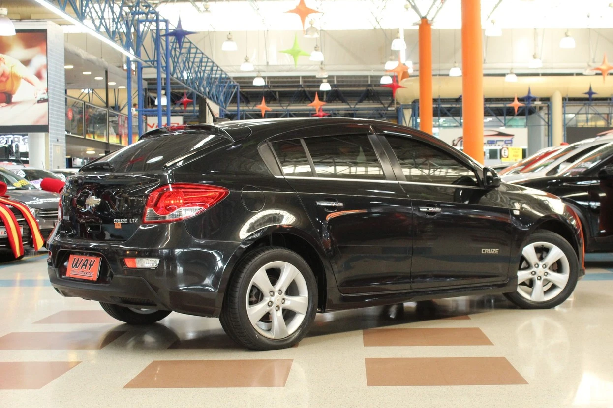 CHEVROLET CRUZE