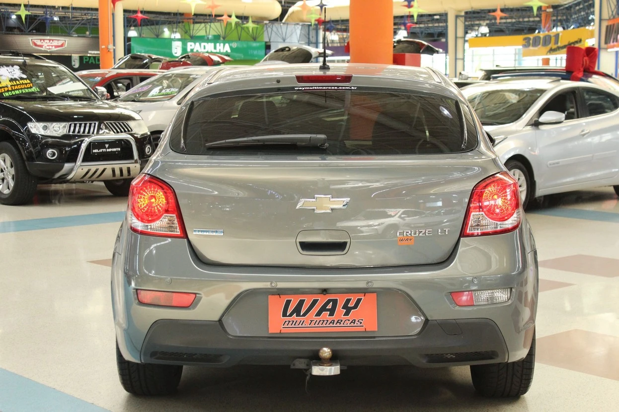 CHEVROLET CRUZE