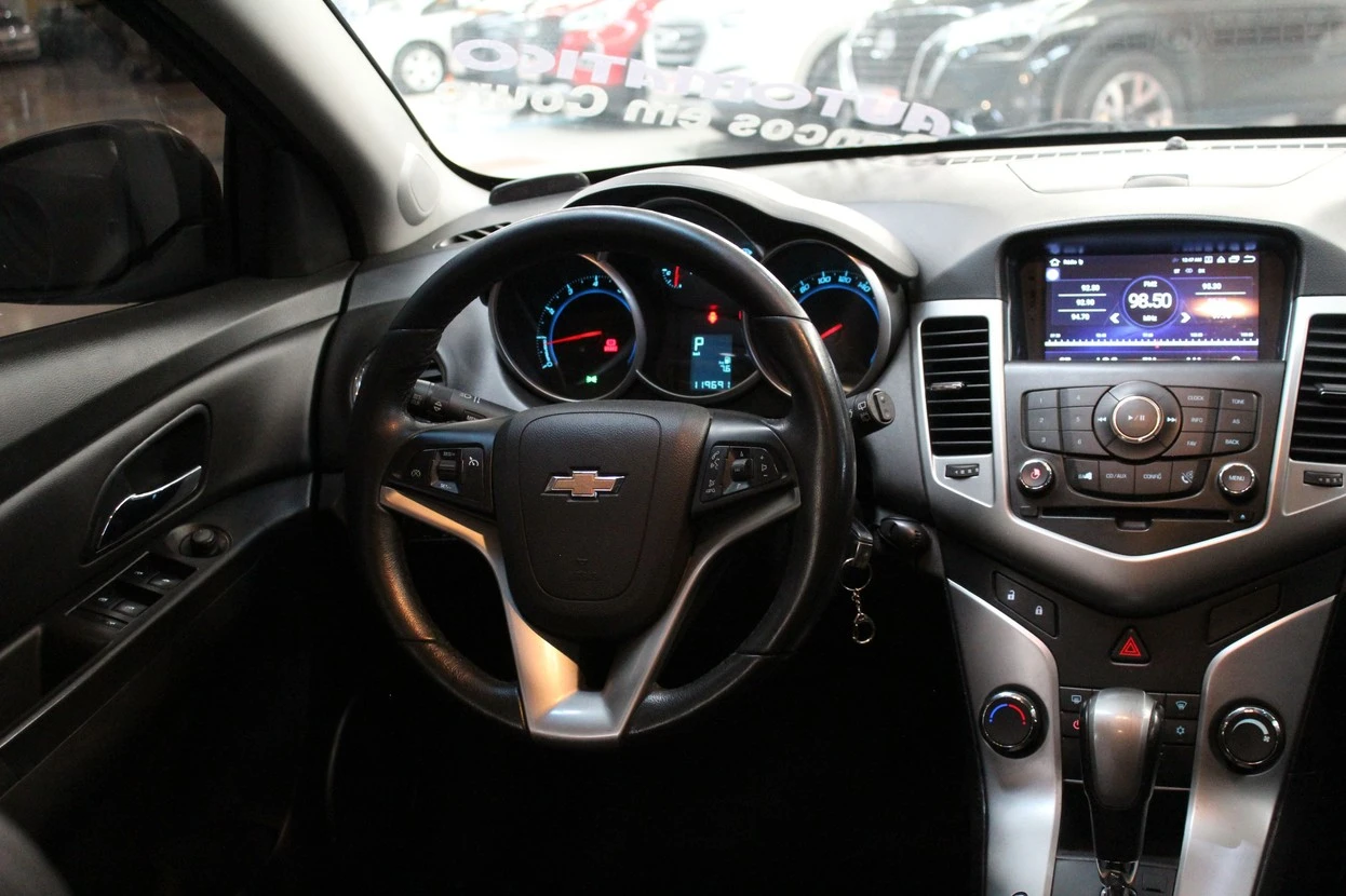 CHEVROLET CRUZE