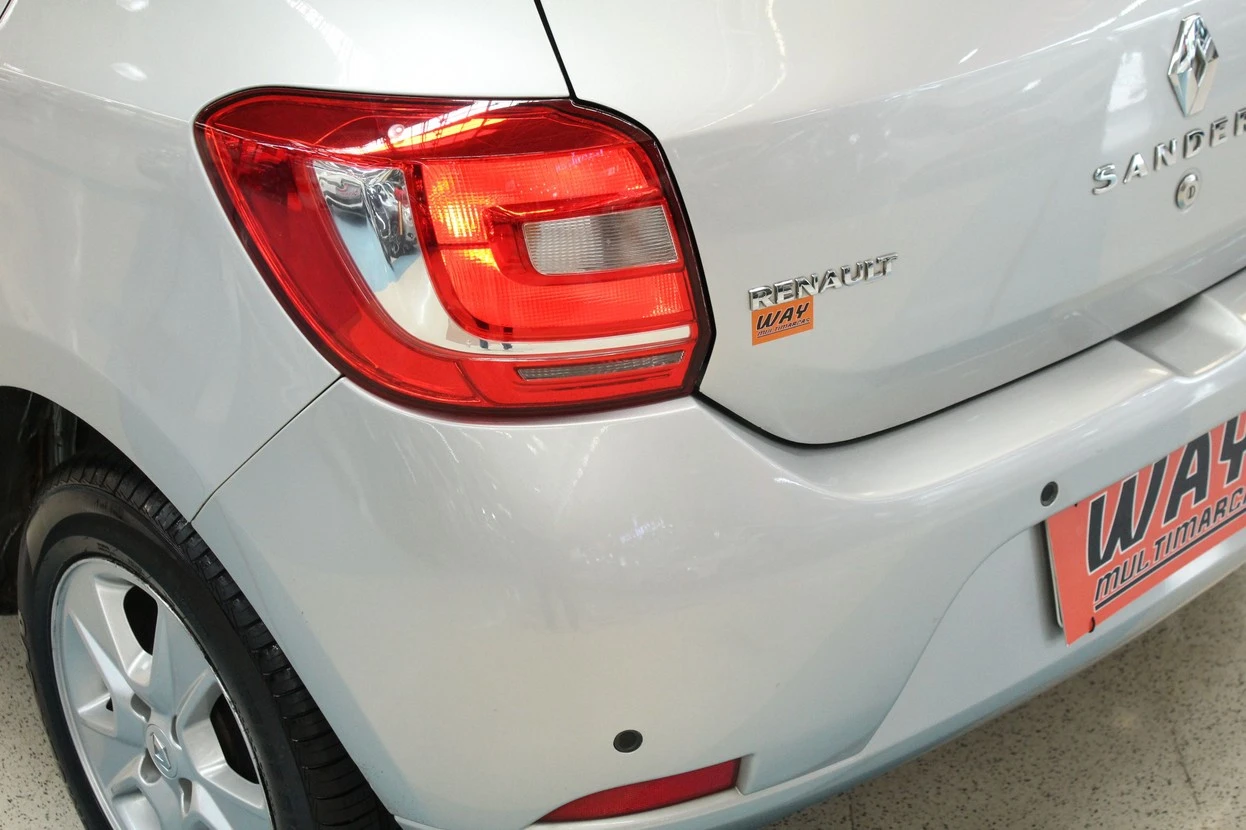 RENAULT SANDERO