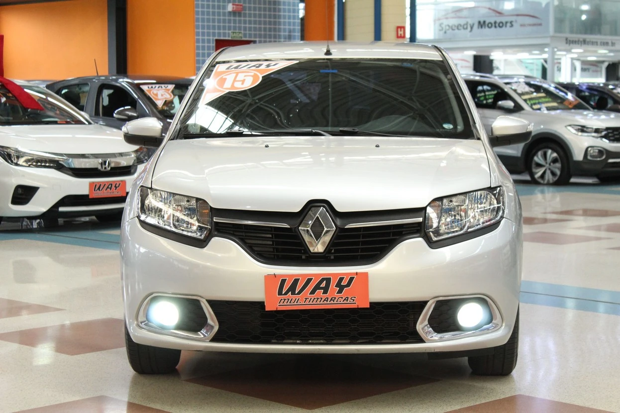 RENAULT SANDERO