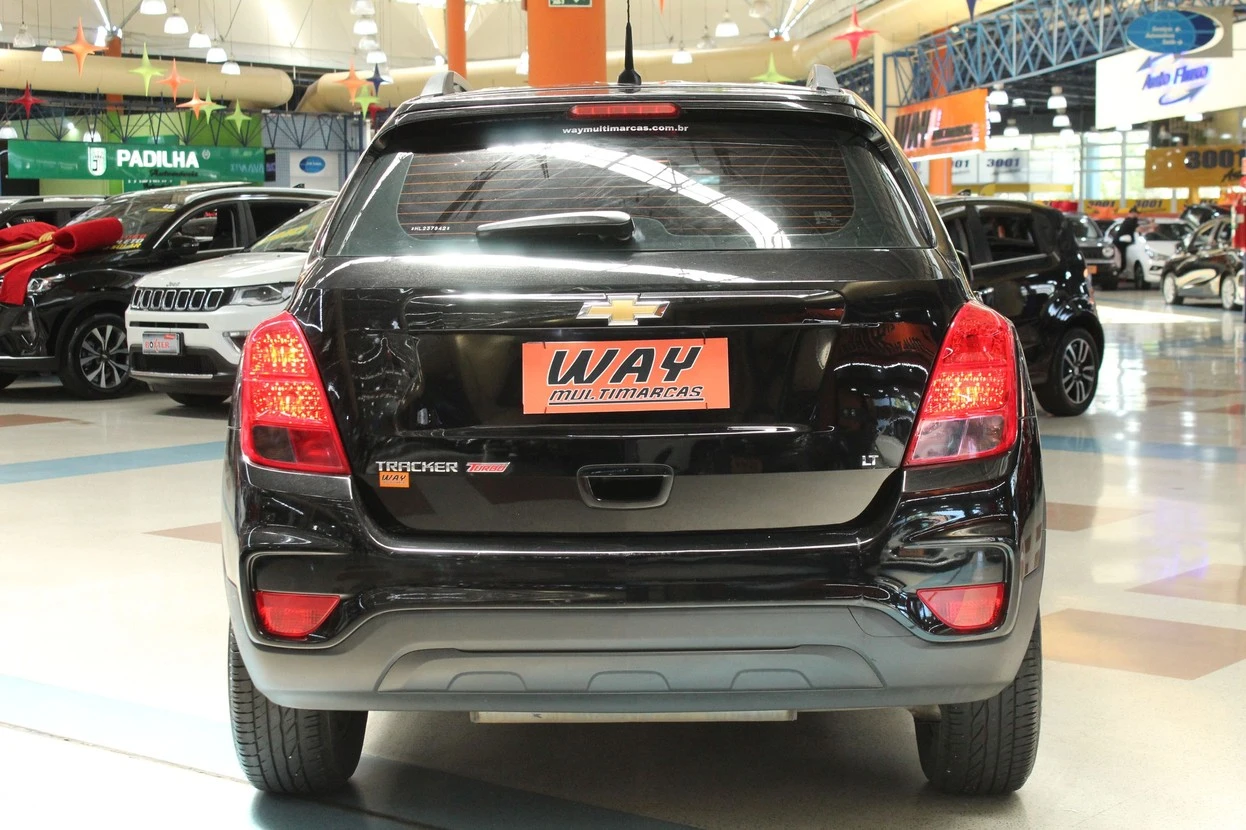 CHEVROLET TRACKER