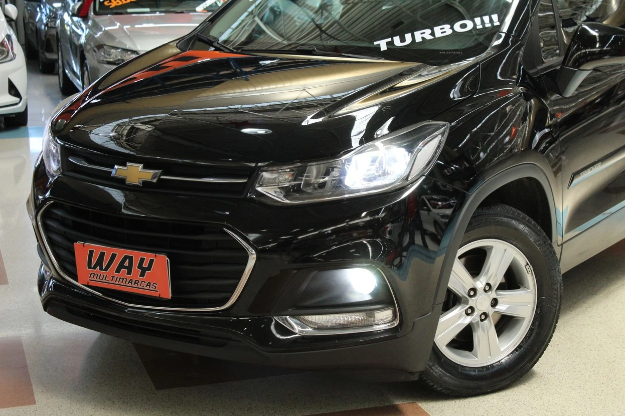 CHEVROLET TRACKER