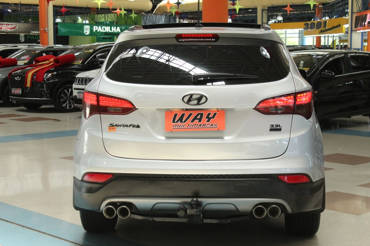 HYUNDAI GRAND SANTA FE