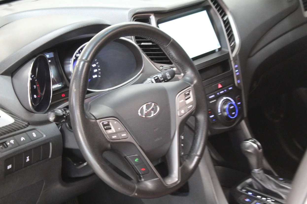 HYUNDAI GRAND SANTA FE