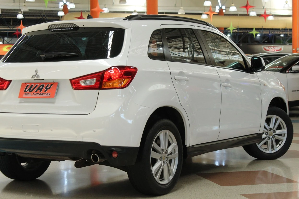 MITSUBISHI ASX