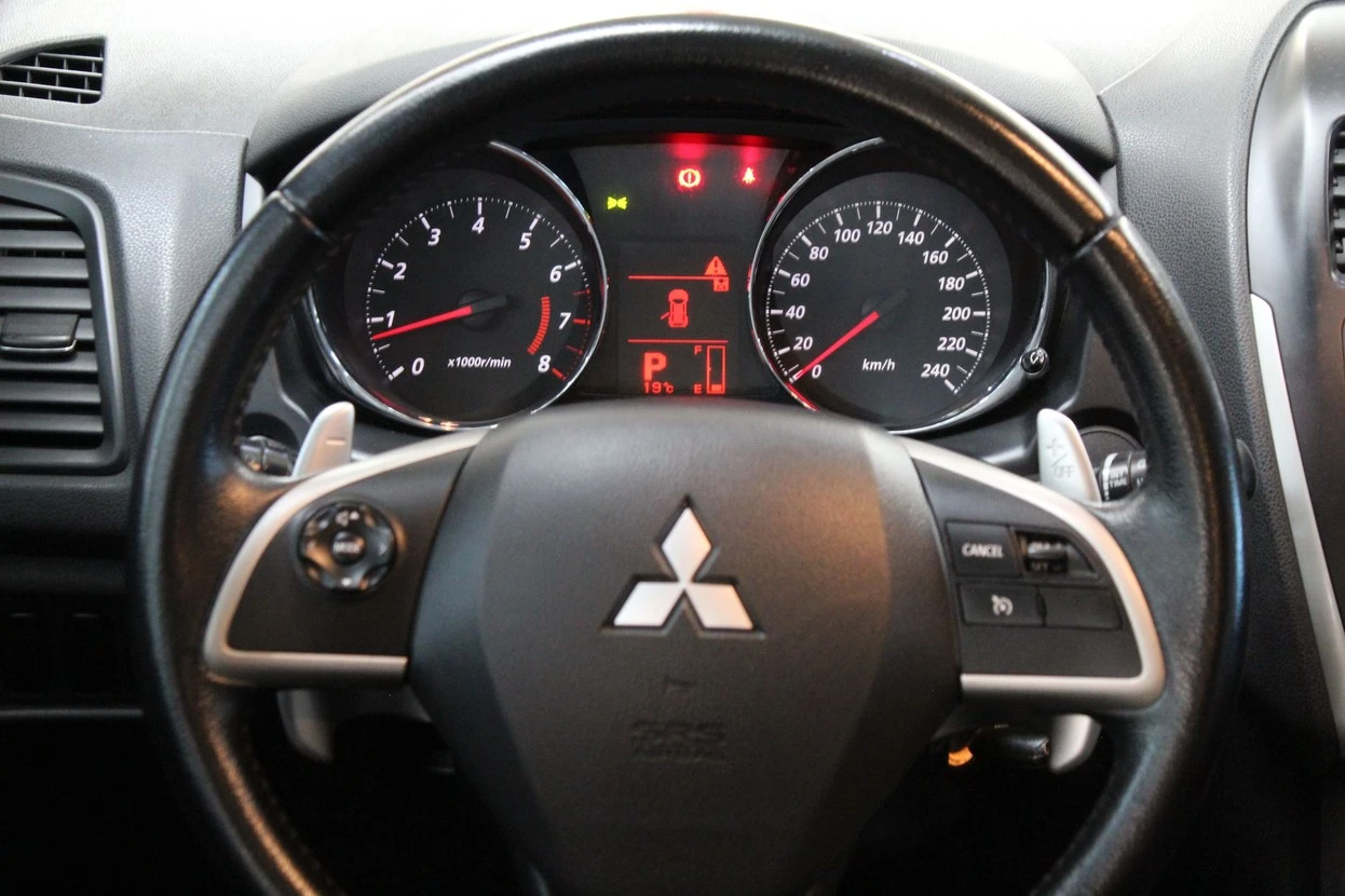 MITSUBISHI ASX