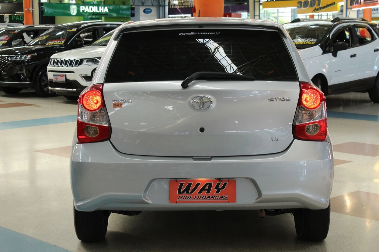 TOYOTA ETIOS