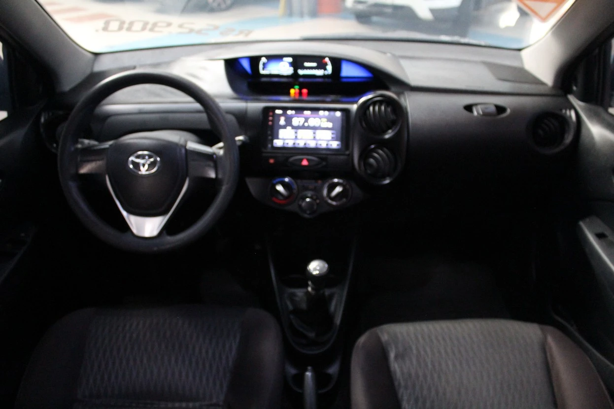 TOYOTA ETIOS