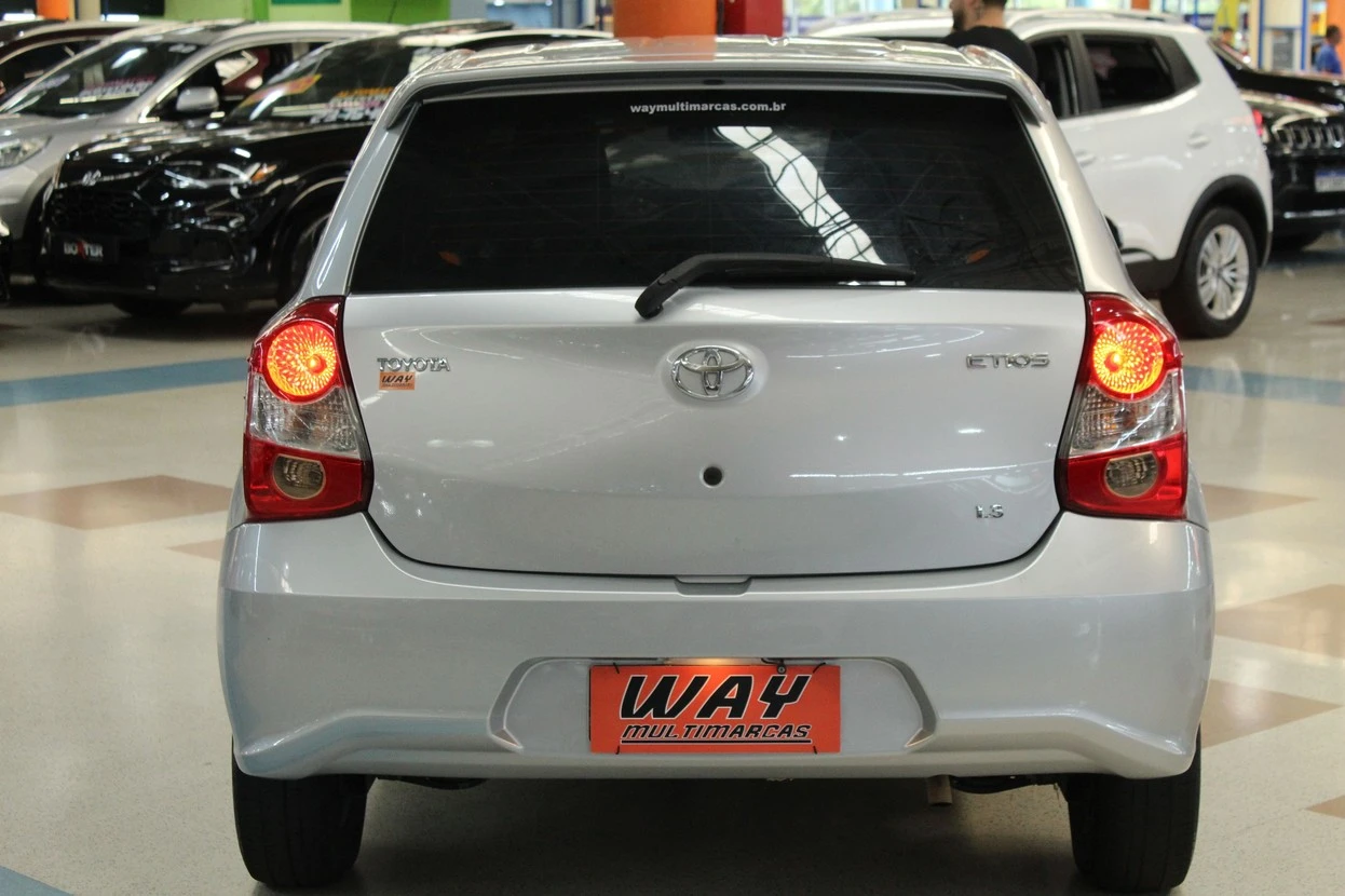 TOYOTA ETIOS
