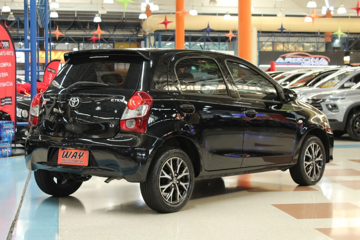 TOYOTA ETIOS
