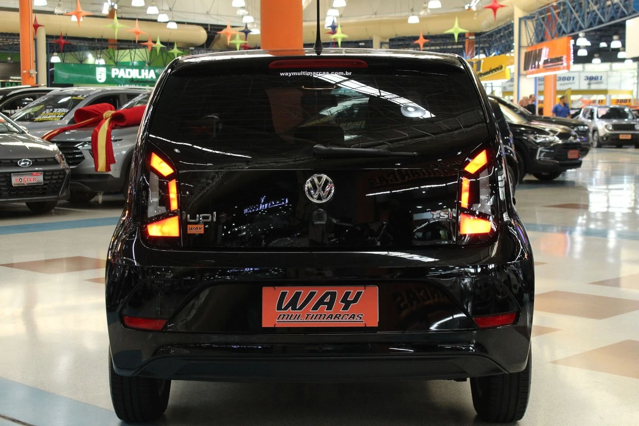 VOLKSWAGEN UP