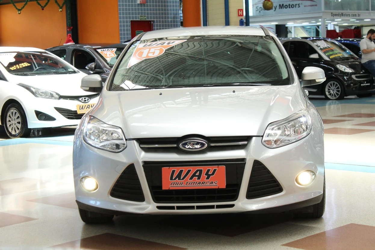 FORD FOCUS