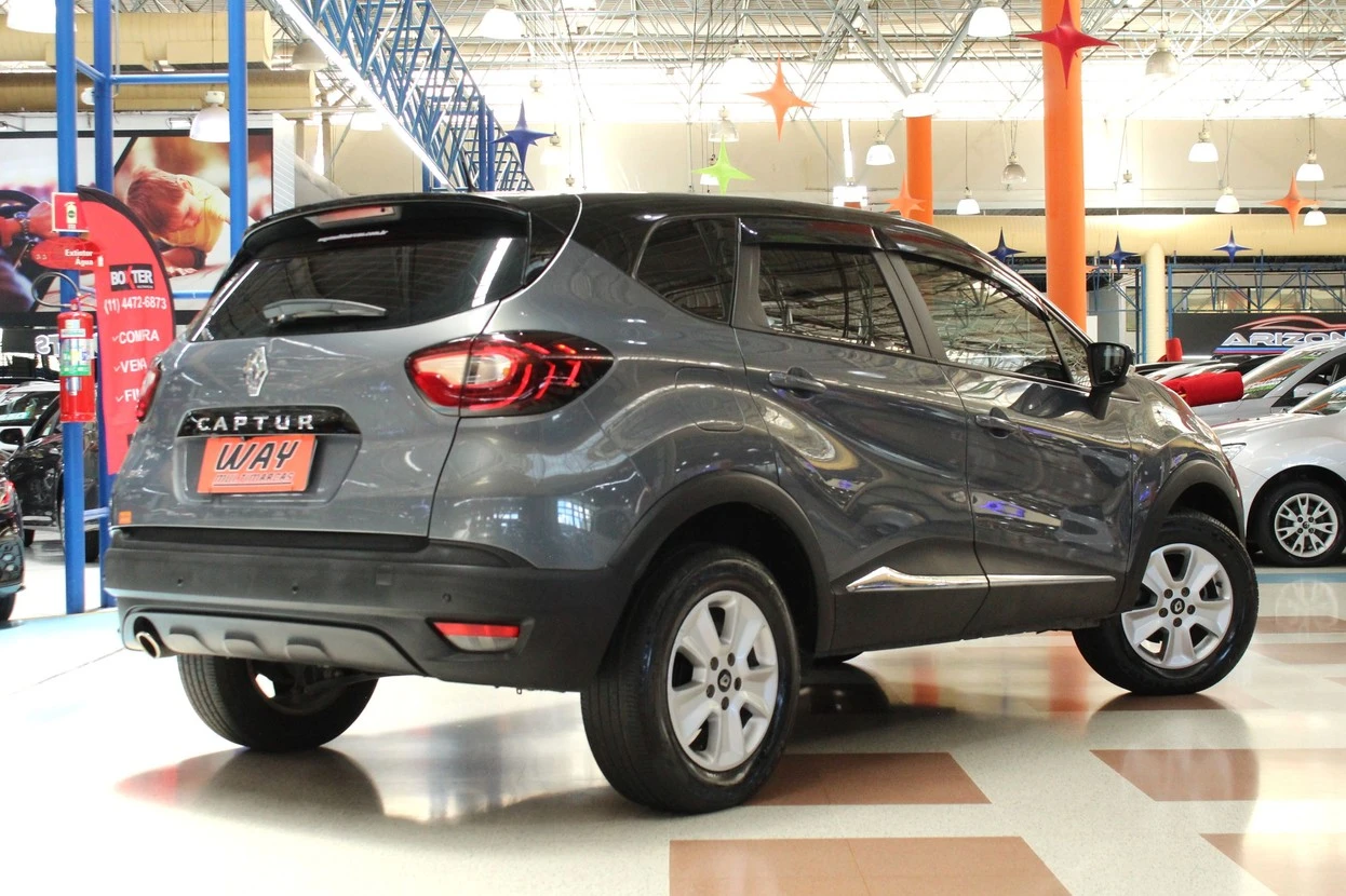RENAULT CAPTUR