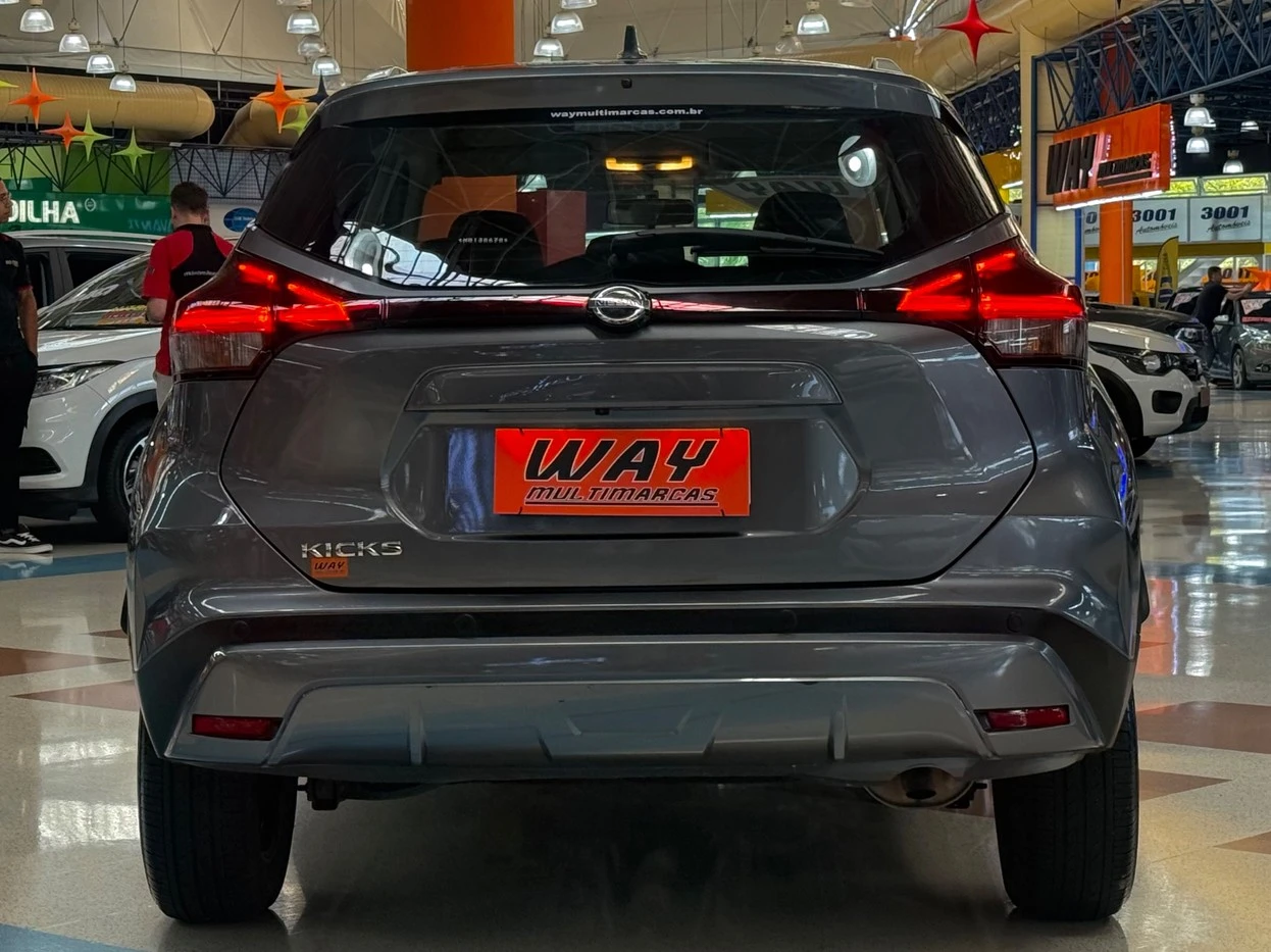 NISSAN KICKS