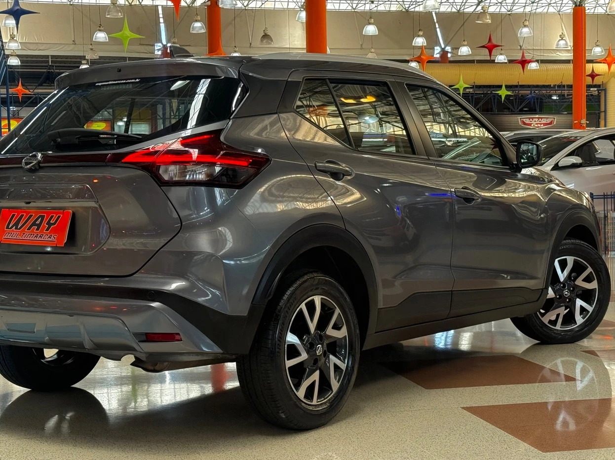 NISSAN KICKS