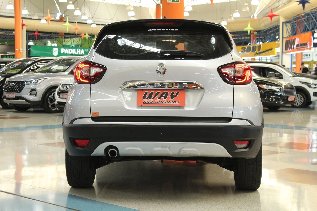 RENAULT CAPTUR