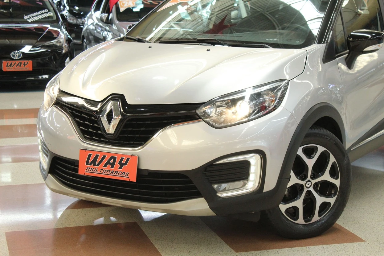 RENAULT CAPTUR