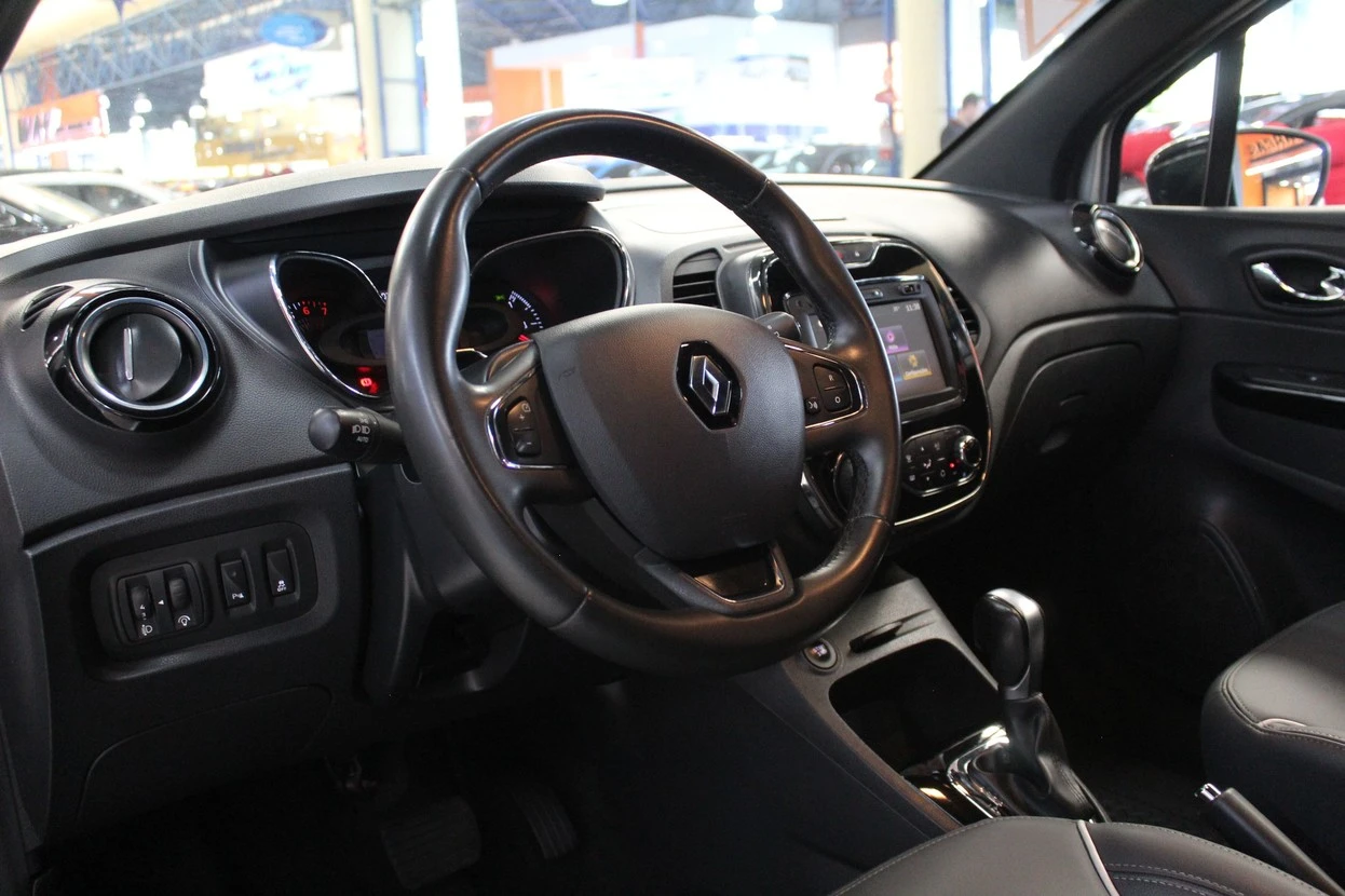 RENAULT CAPTUR