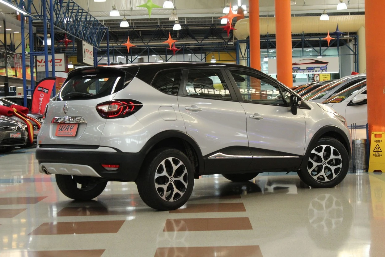 RENAULT CAPTUR