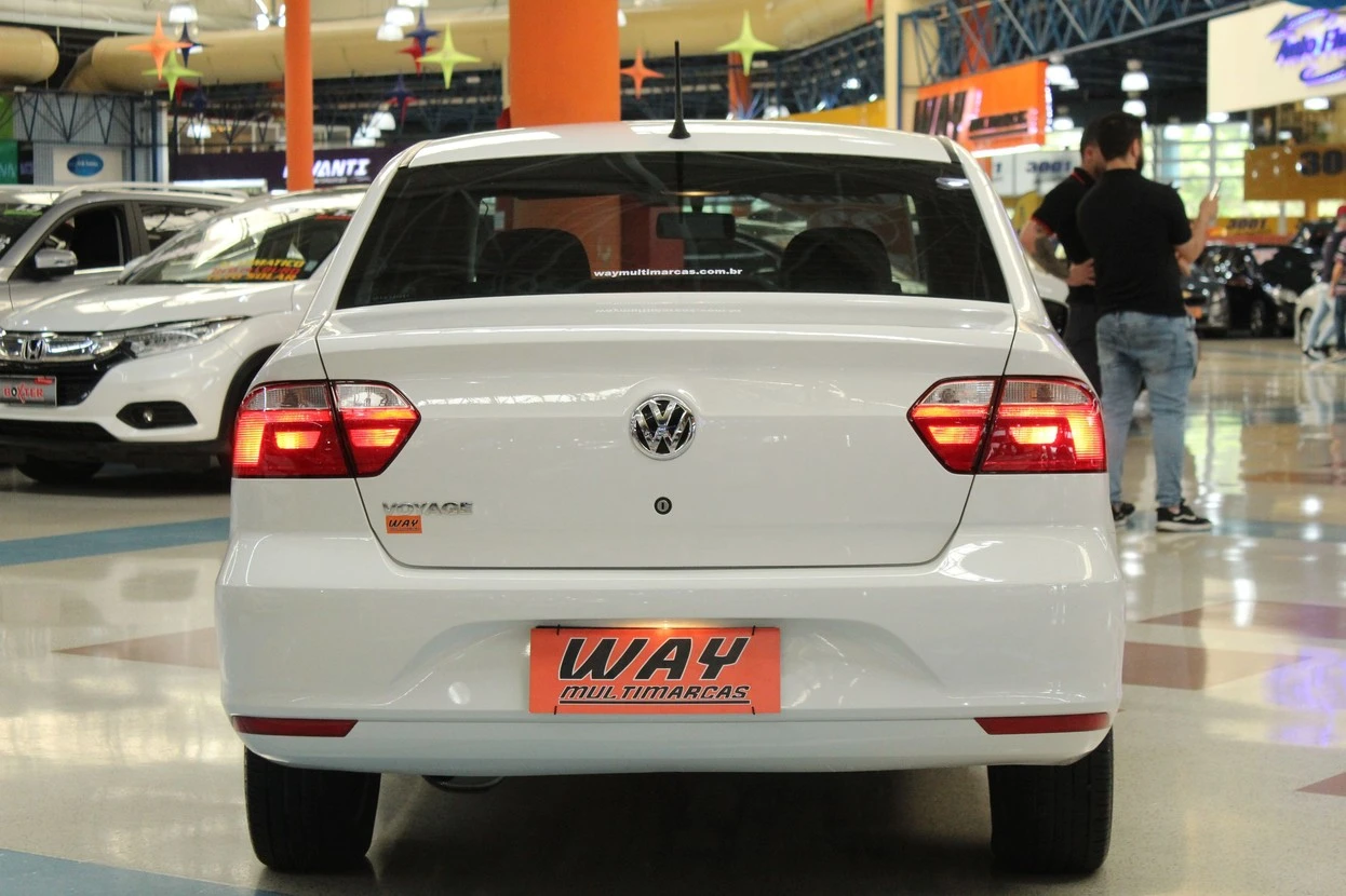 VOLKSWAGEN VOYAGE
