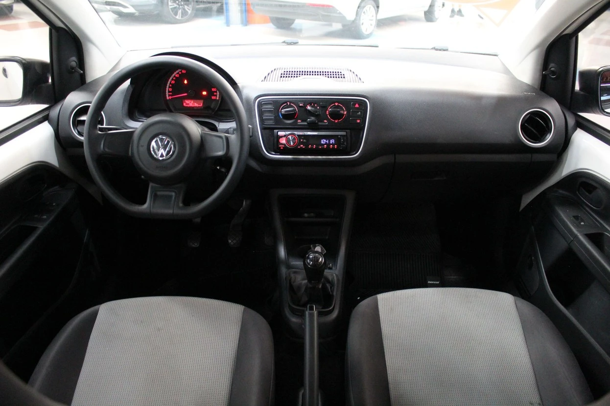 VOLKSWAGEN UP