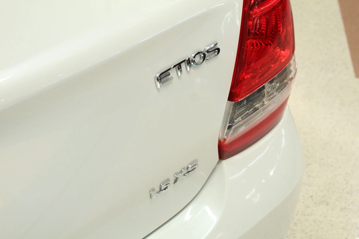 TOYOTA ETIOS