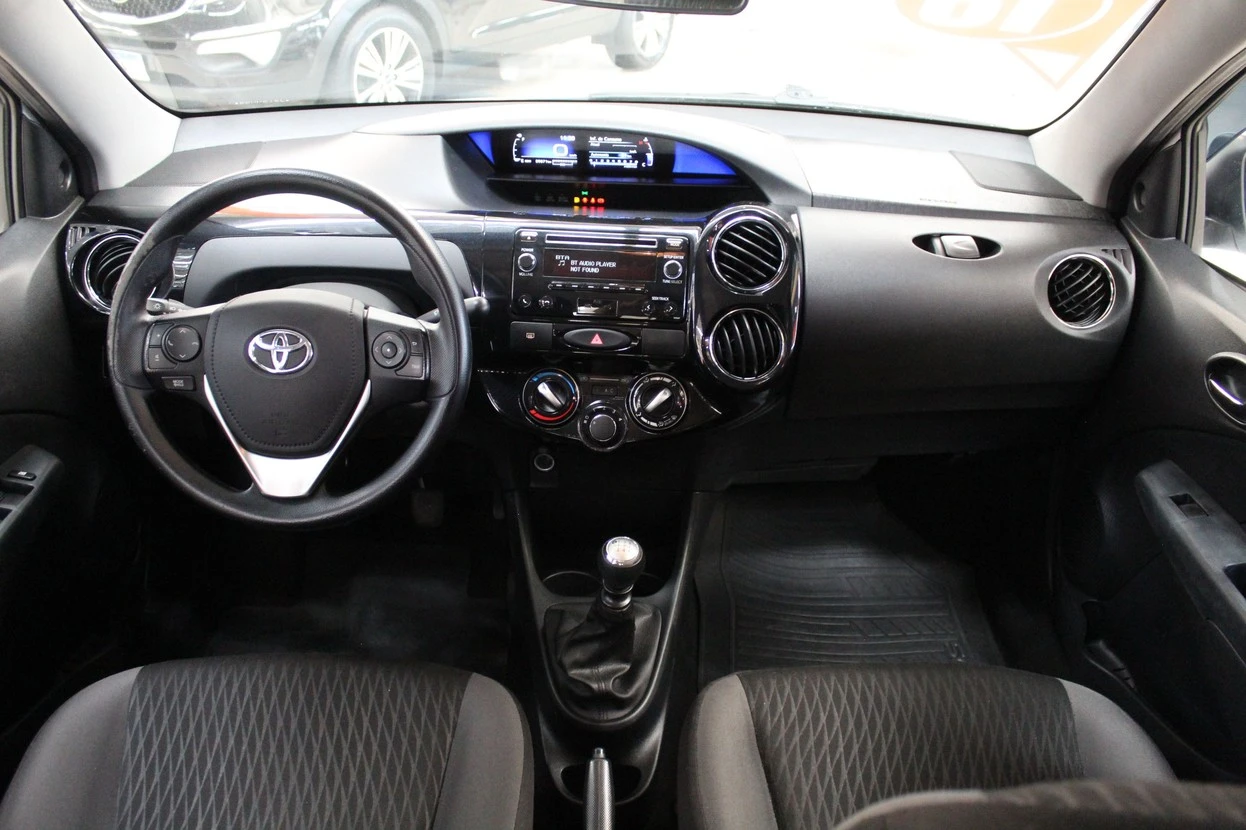 TOYOTA ETIOS