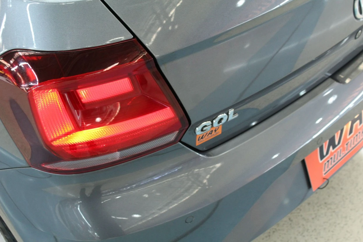 VOLKSWAGEN GOL