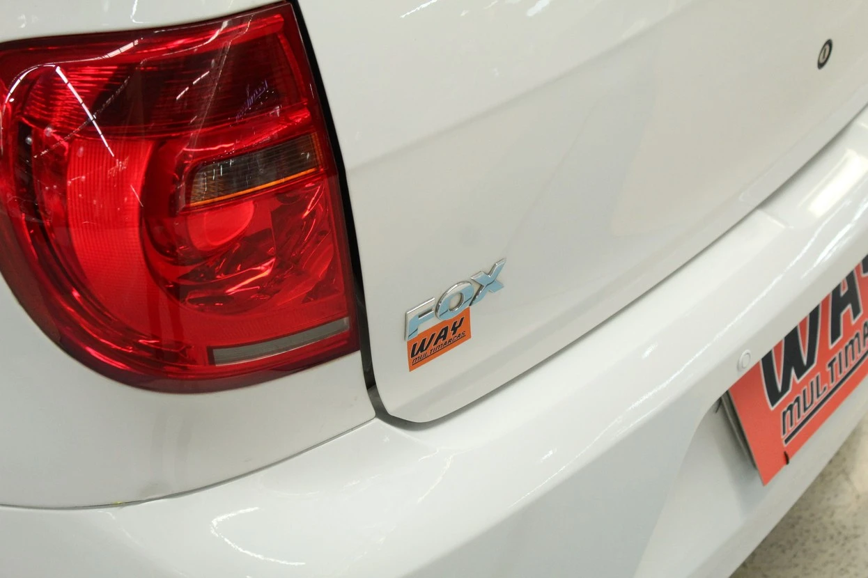 VOLKSWAGEN FOX