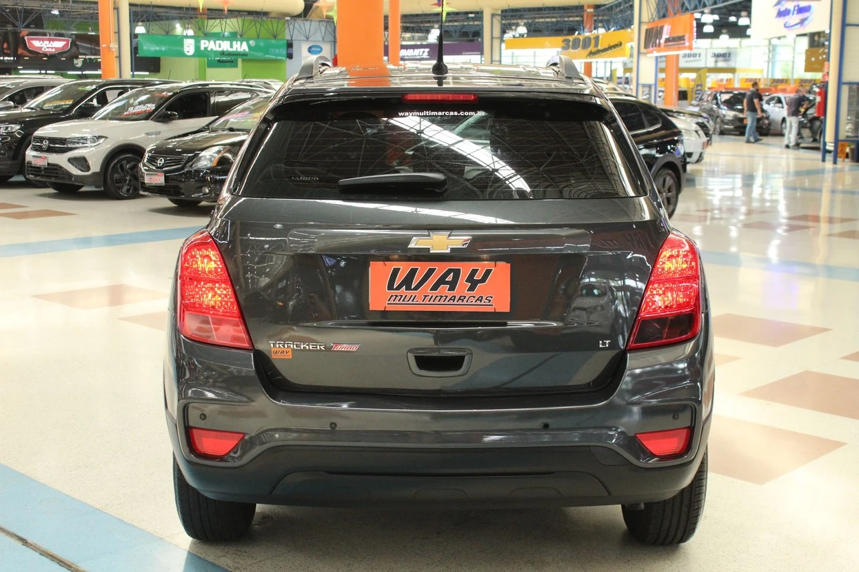 CHEVROLET TRACKER