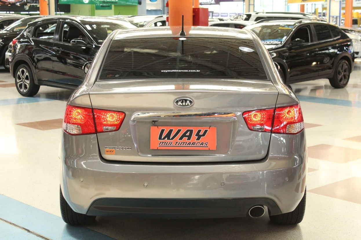 KIA CERATO