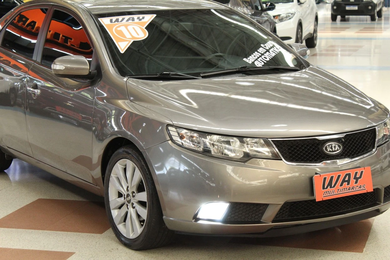 KIA CERATO