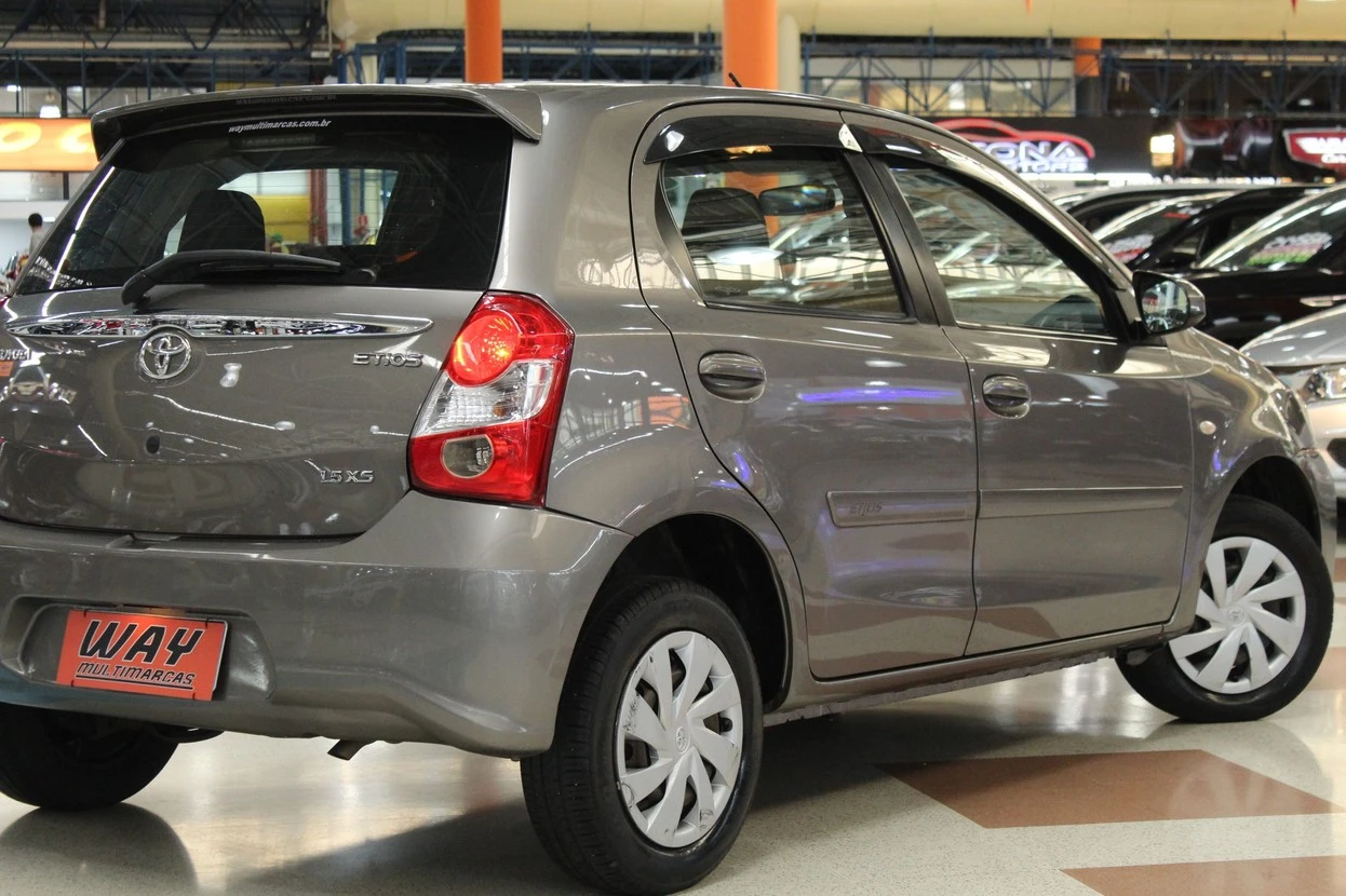 TOYOTA ETIOS