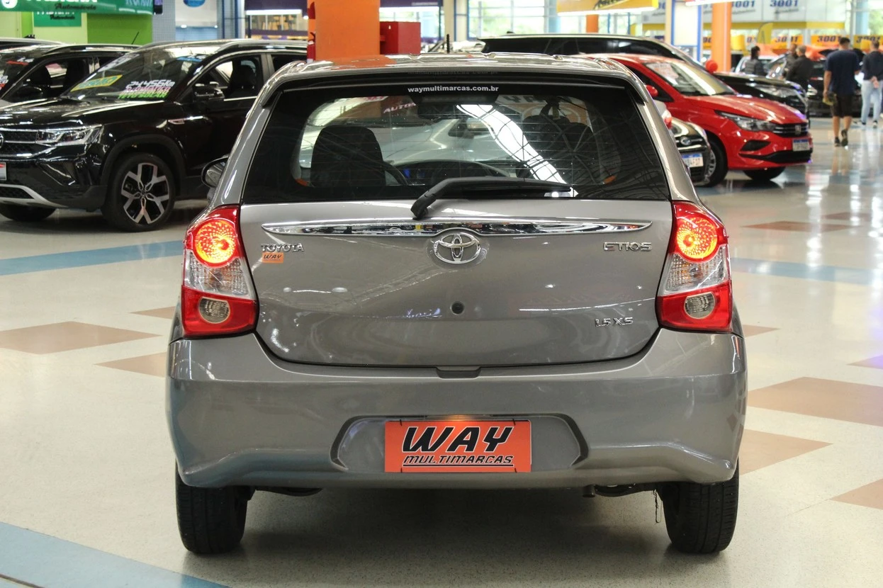 TOYOTA ETIOS