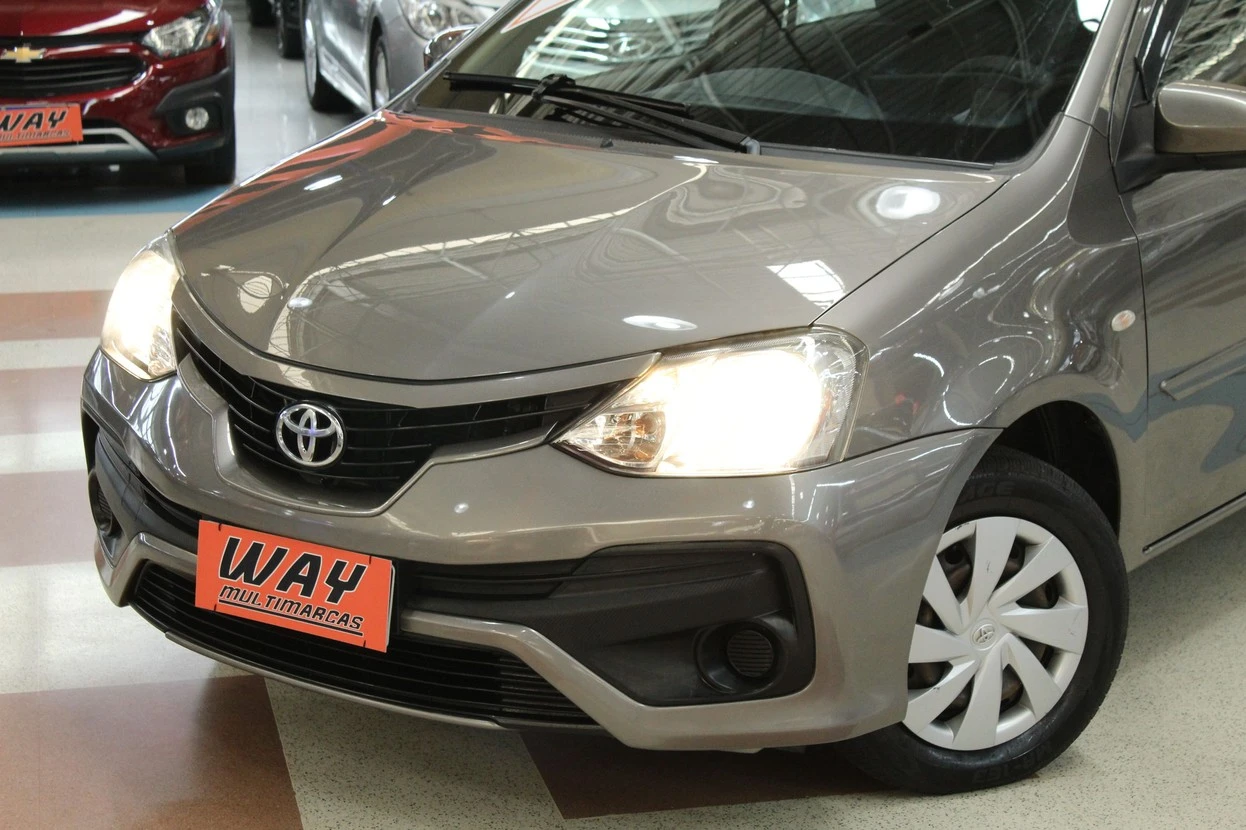 TOYOTA ETIOS
