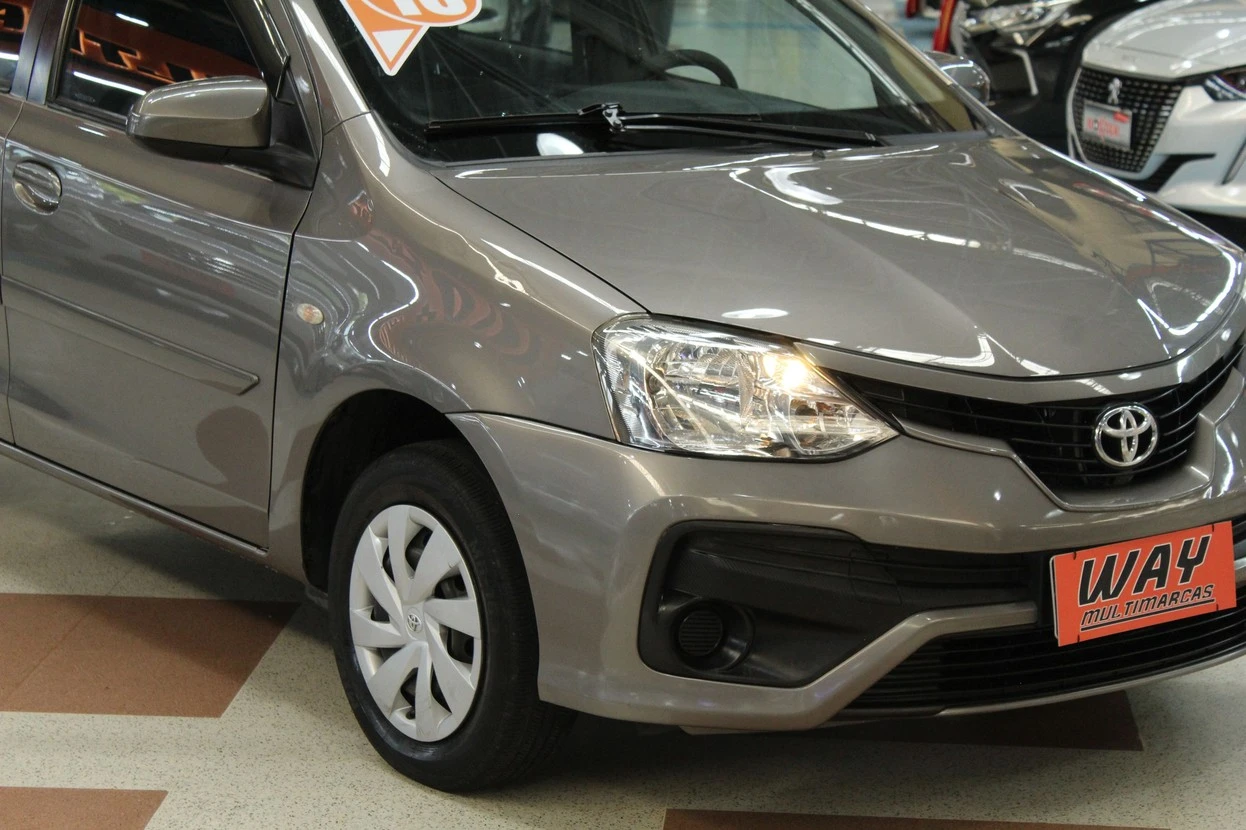 TOYOTA ETIOS