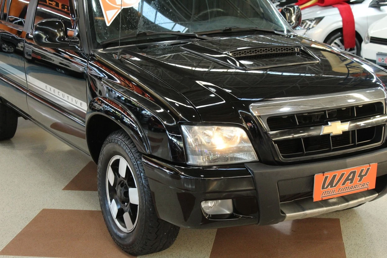 CHEVROLET S10